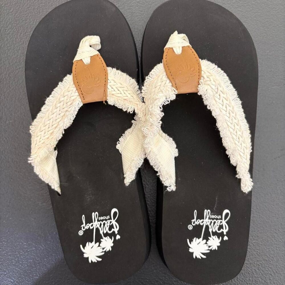 Beach Jellypop Women's 7 resortwear Cream flip flop coastal Sandals travel boho